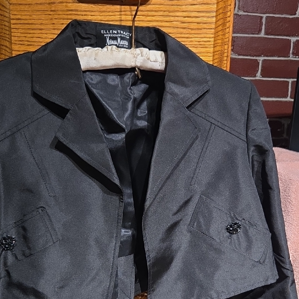 Ellen Tracy~Black Cropped Satin Open Front Dinner Jacket